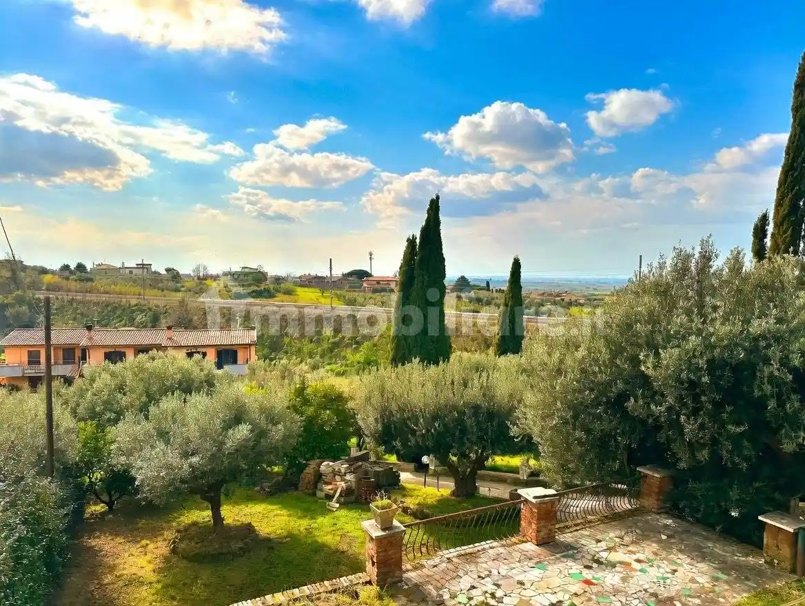 Rustico - Casale in vendita a Albano Laziale