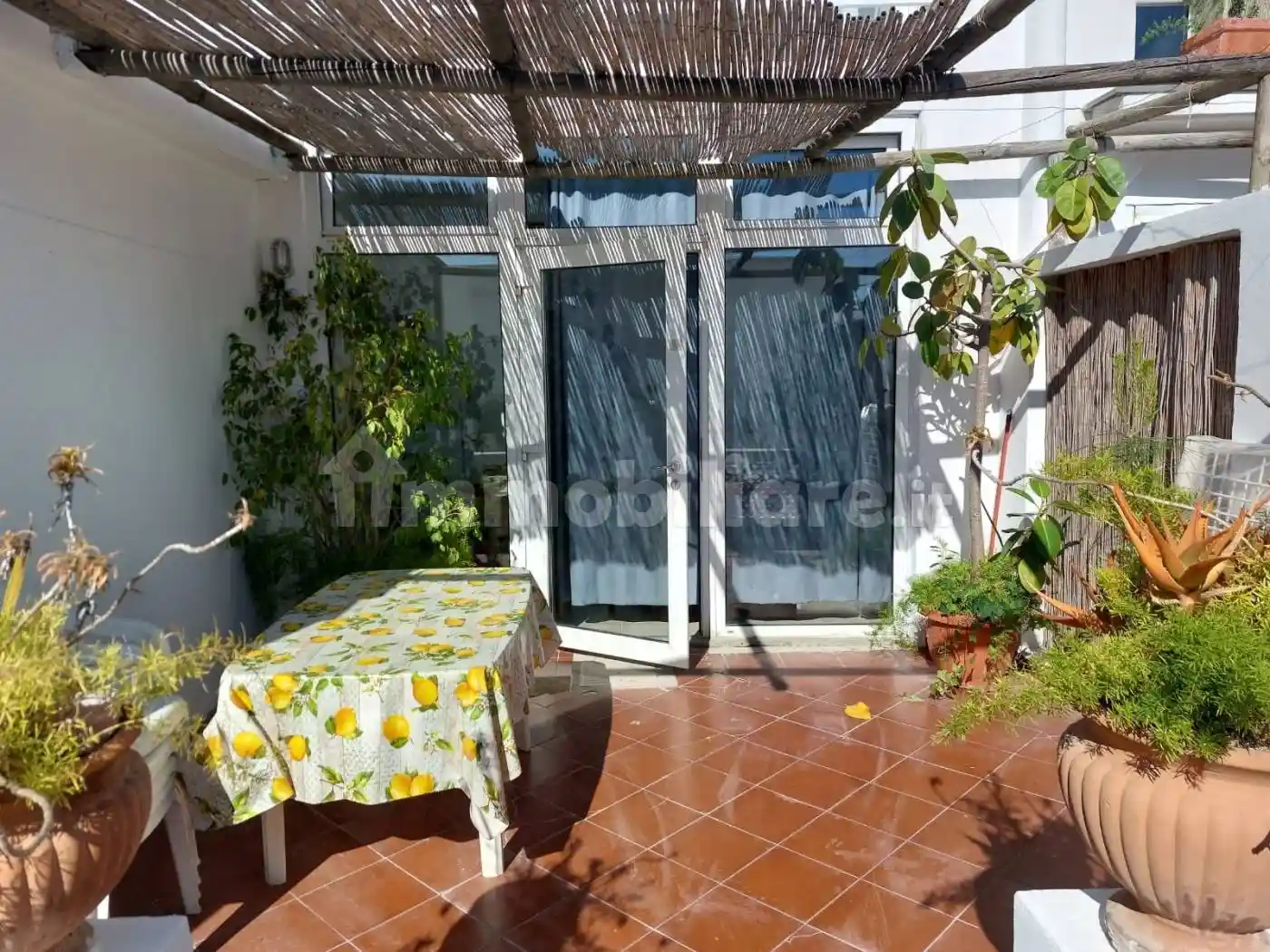 Appartamento in affitto a Capri