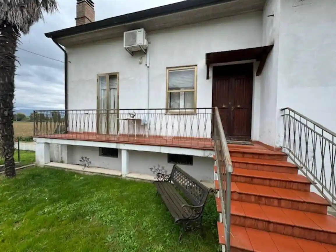 Villa in vendita a Bevagna