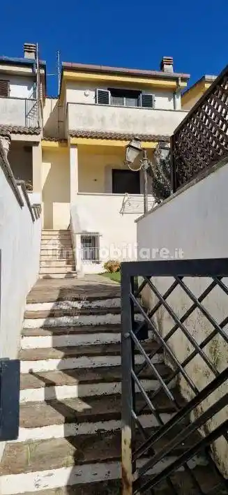 Villetta a schiera in affitto a Anzio