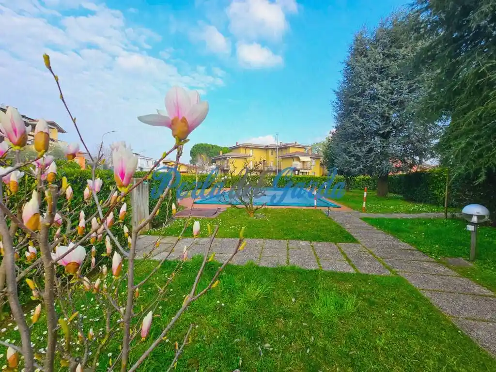Appartamento in vendita a Sirmione