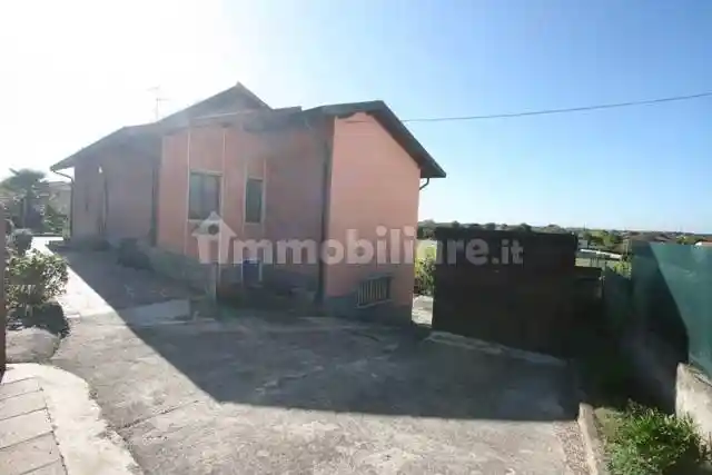 Villa in vendita a Pontirolo Nuovo