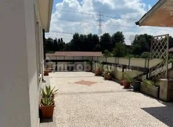 Appartamento in vendita a Villa d'Almè