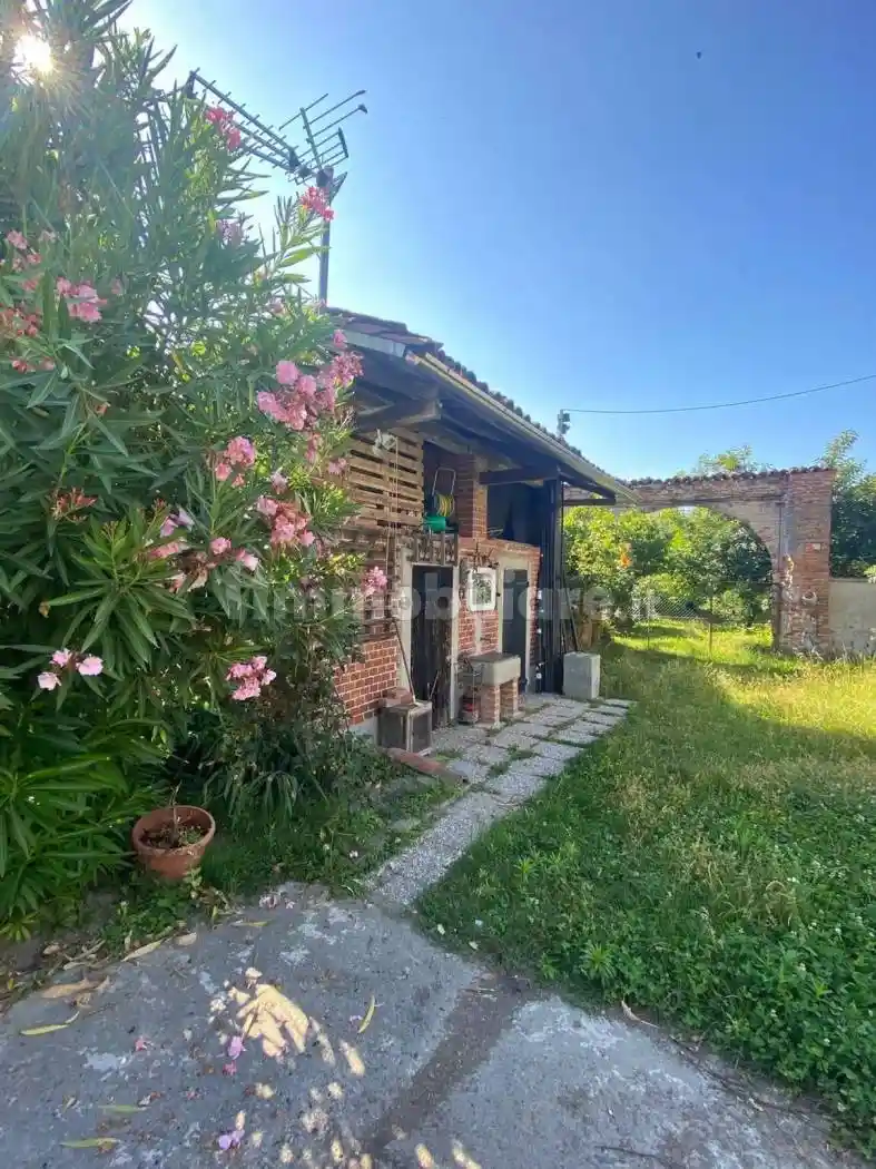 Villa in vendita a Crescentino