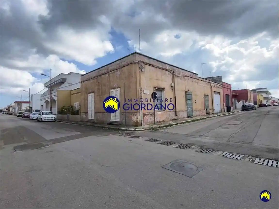 Casa indipendente in vendita a Squinzano