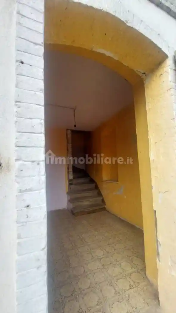 Rustico - Casale in vendita a Cornuda