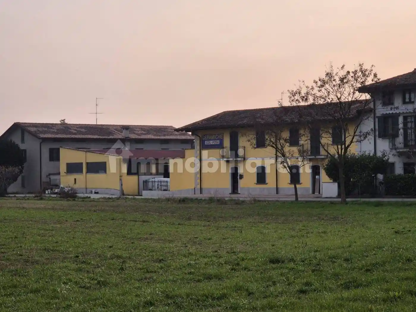 Rustico - Casale in vendita a Calcinate