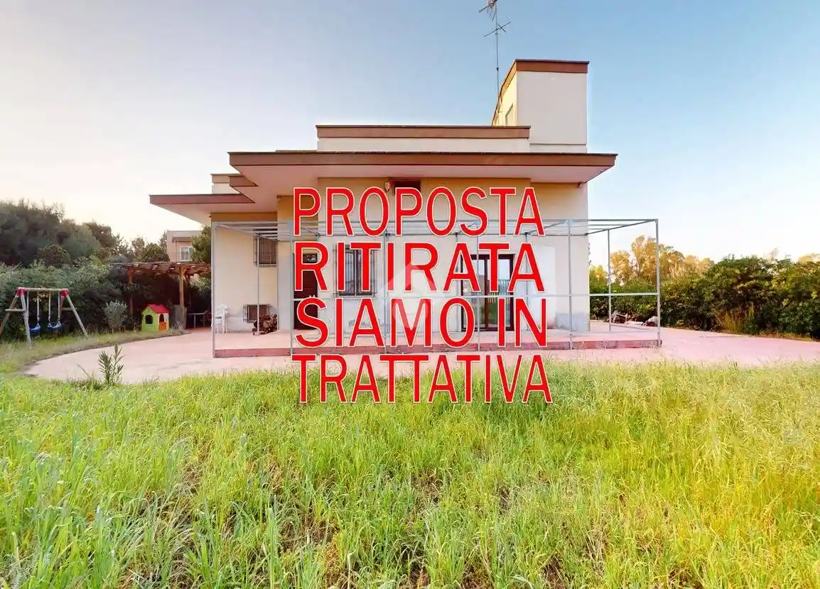 Villa in vendita a Brindisi