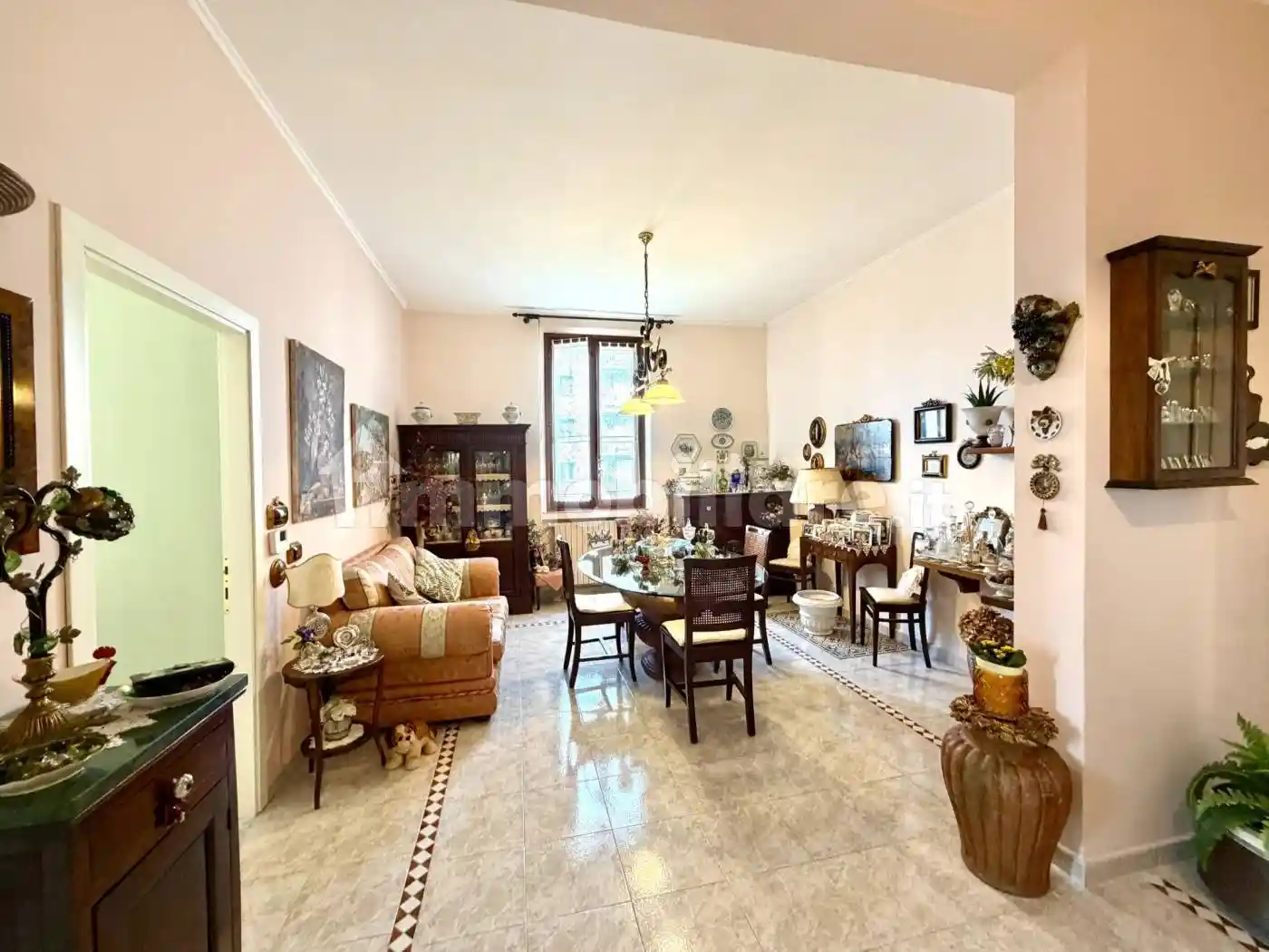 Appartamento in vendita a Modena