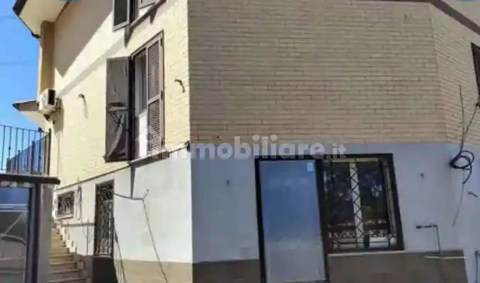 Villetta a schiera in vendita a Guidonia Montecelio