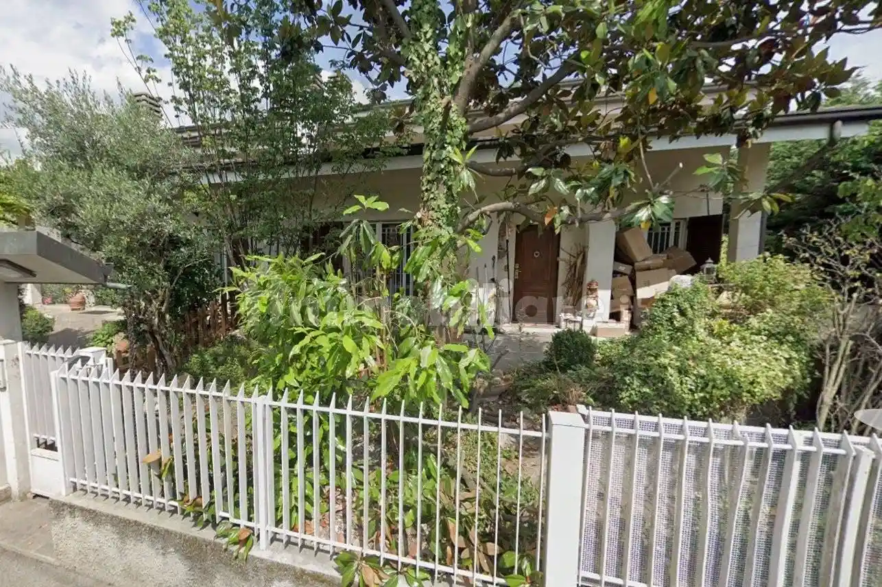 Villa in vendita a Paderno Dugnano