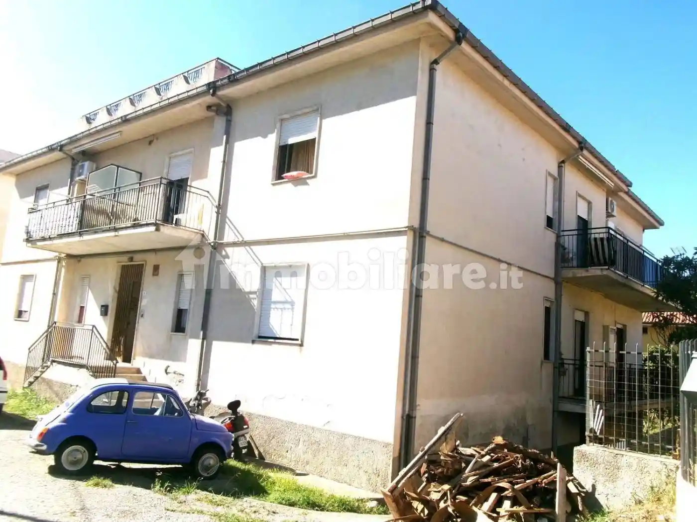 Appartamento in vendita a Paola