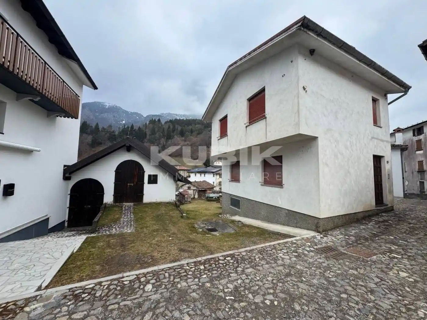 Villa in vendita a Arta Terme