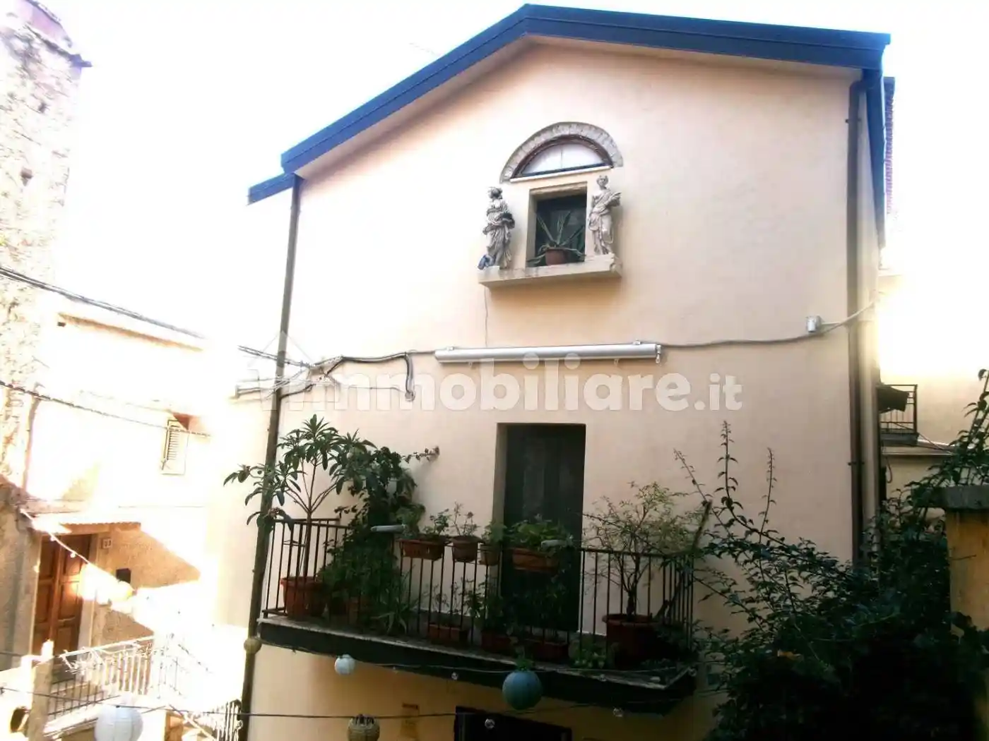 Appartamento in vendita a Paola