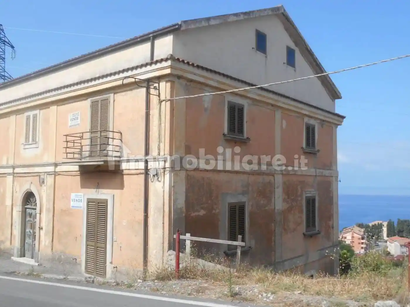 Palazzo - Edificio in vendita a San Lucido