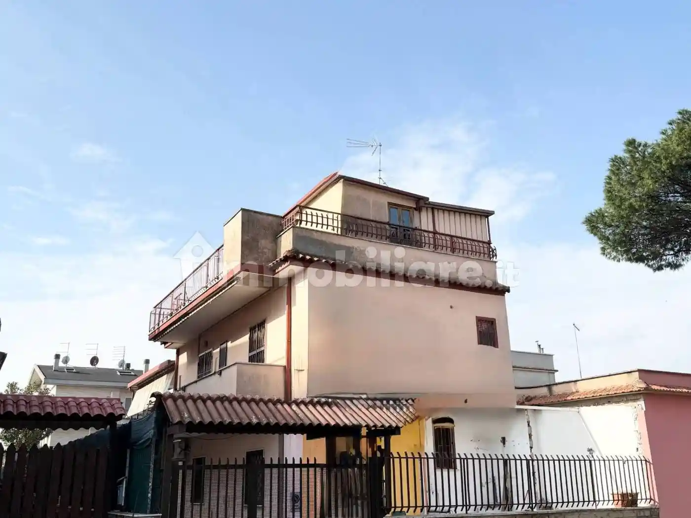 Casa indipendente in vendita a Roma