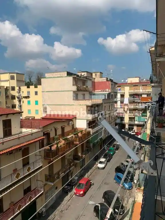 Appartamento in vendita a Napoli