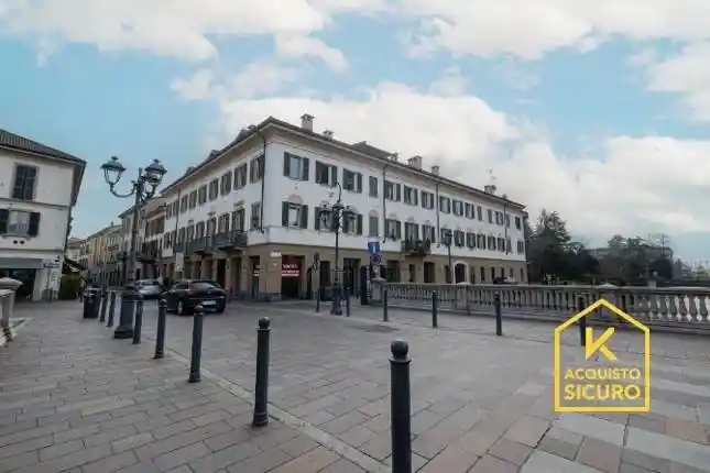 Appartamento in vendita a Monza