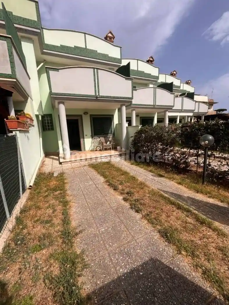Villetta a schiera in affitto a Anzio