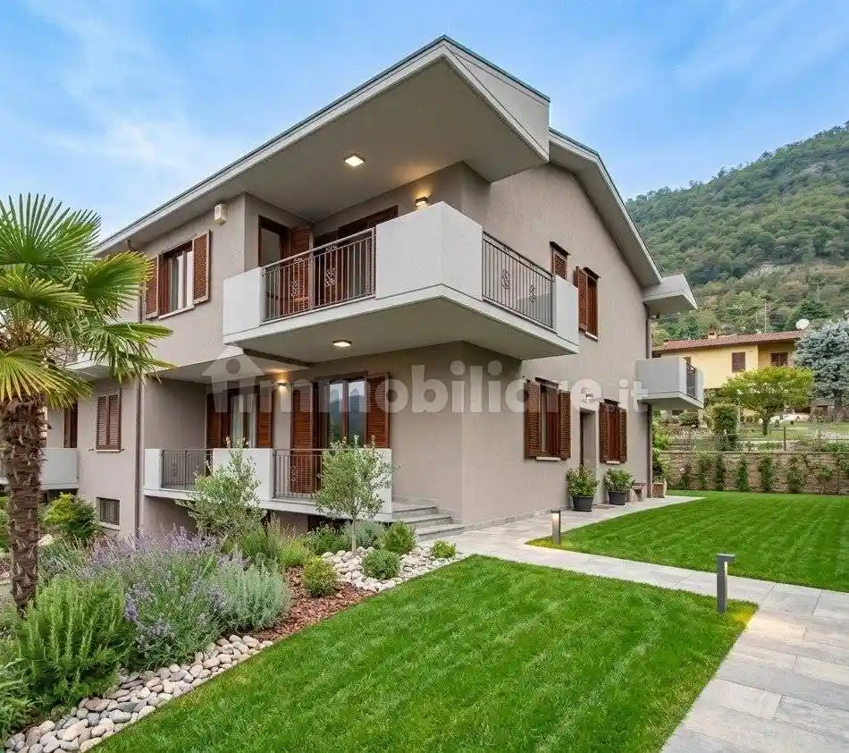 Villa in vendita a Sarnico