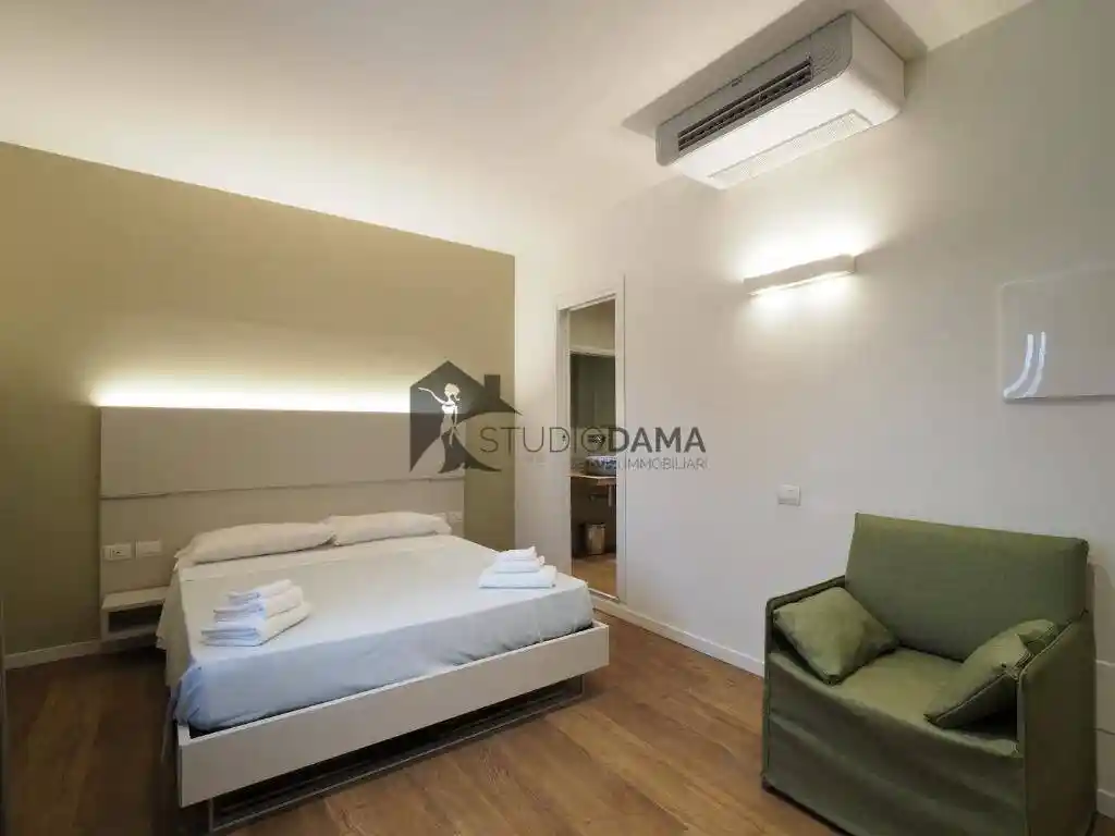 Palazzo - Edificio in vendita a Moniga del Garda