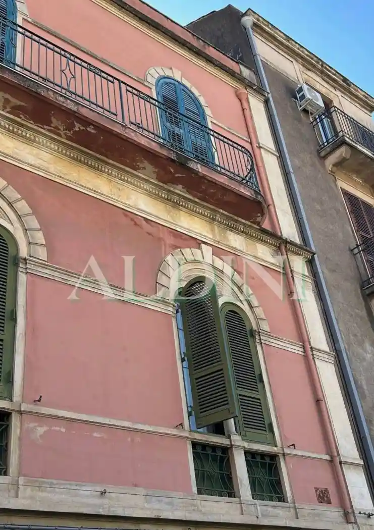 Casa indipendente in affitto a Catania