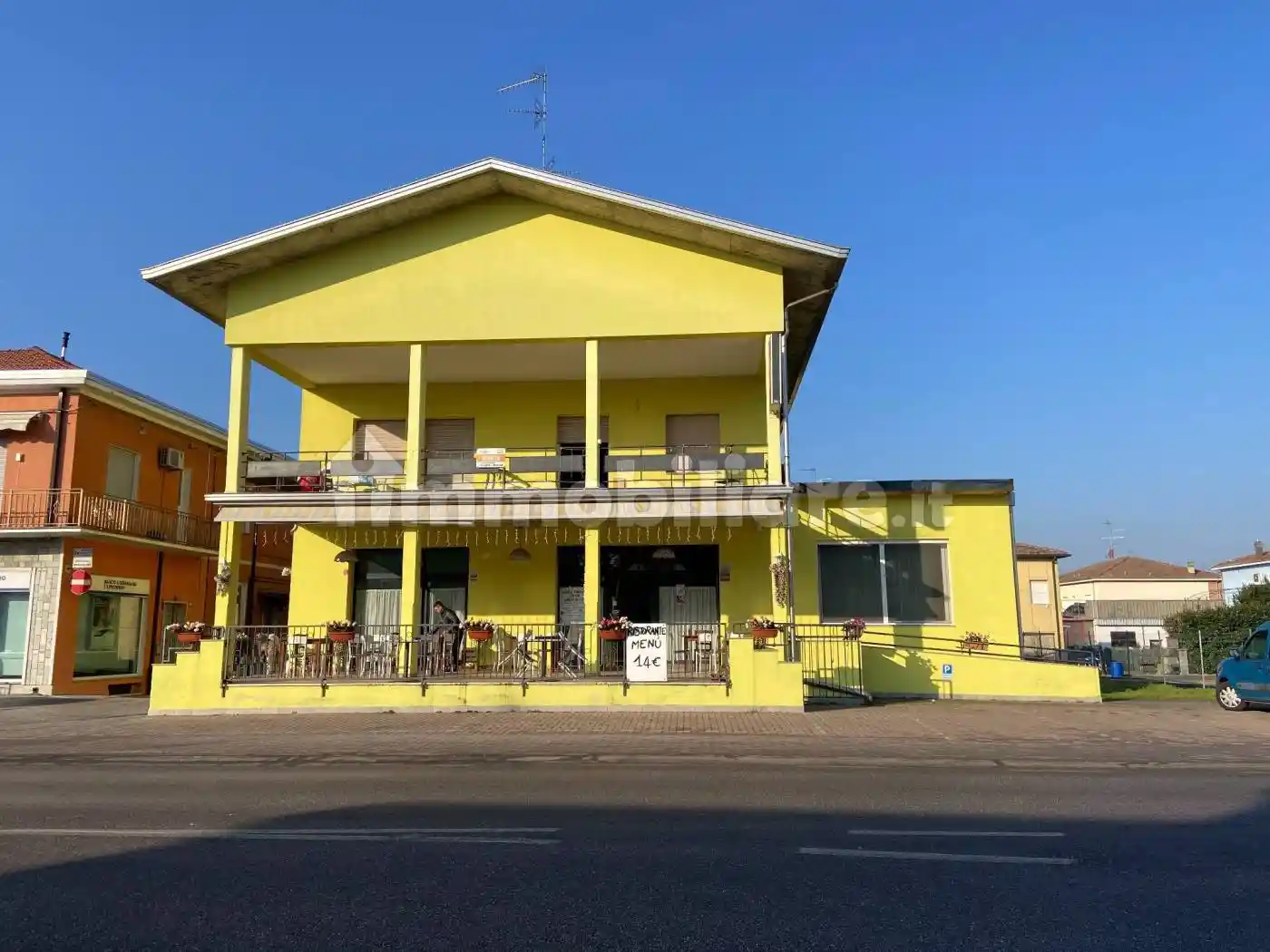 Villa in vendita a Novi di Modena