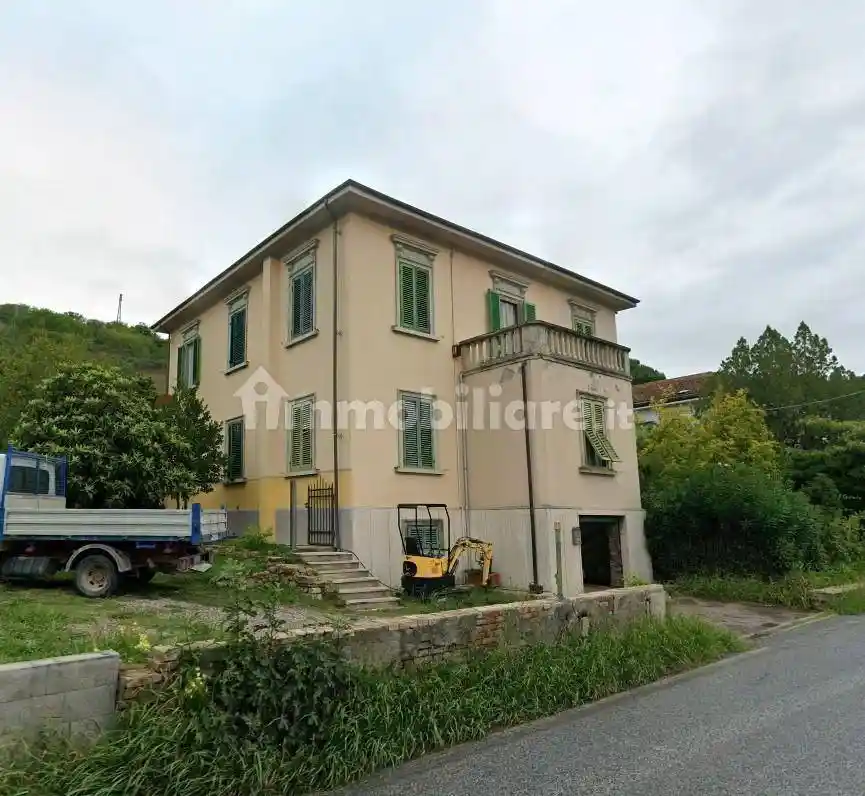 Appartamento in vendita a Volterra