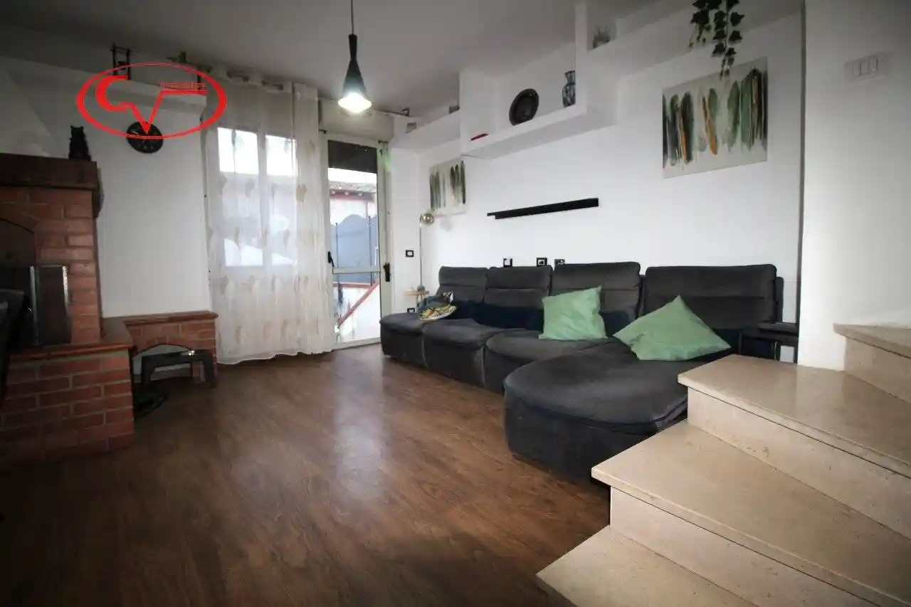 Casa indipendente in vendita a Castelfranco Piandisco