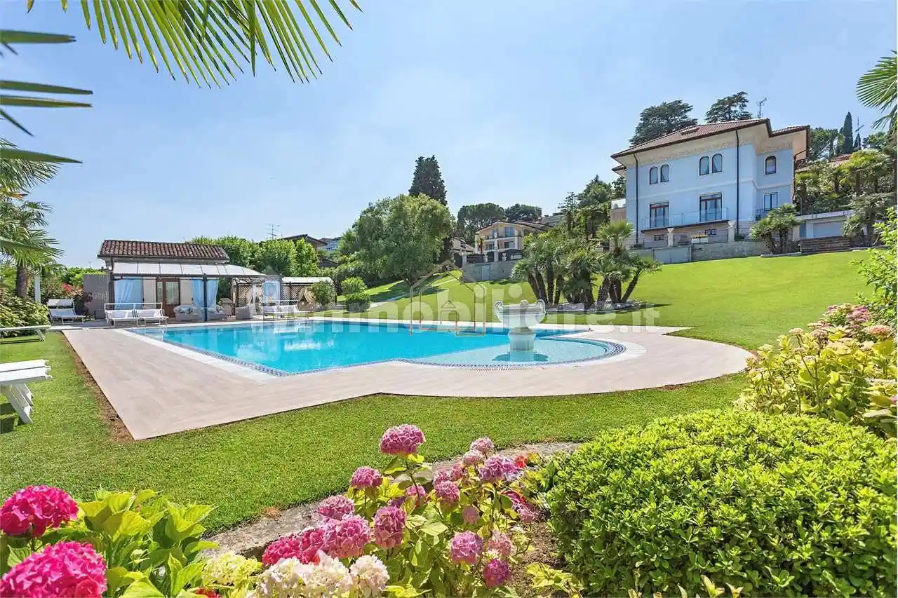 Appartamento in affitto a Desenzano del Garda