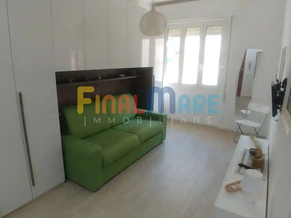 Appartamento in affitto a Finale Ligure