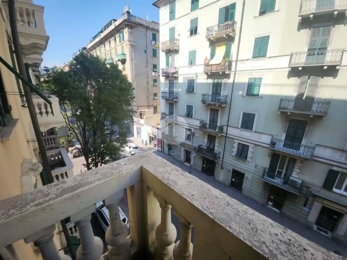 Appartamento in vendita a Genova