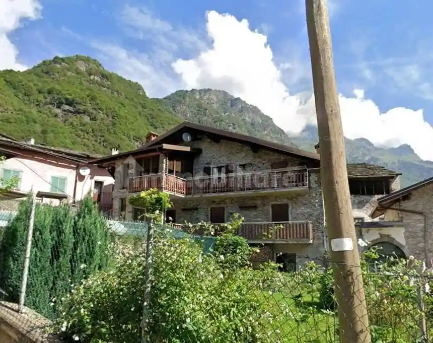 Appartamento in vendita a Valbondione