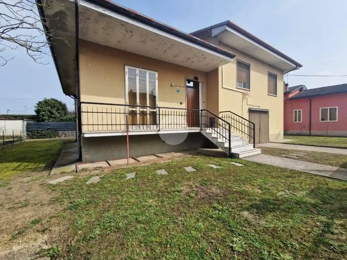 Villa in vendita a Borgo Virgilio