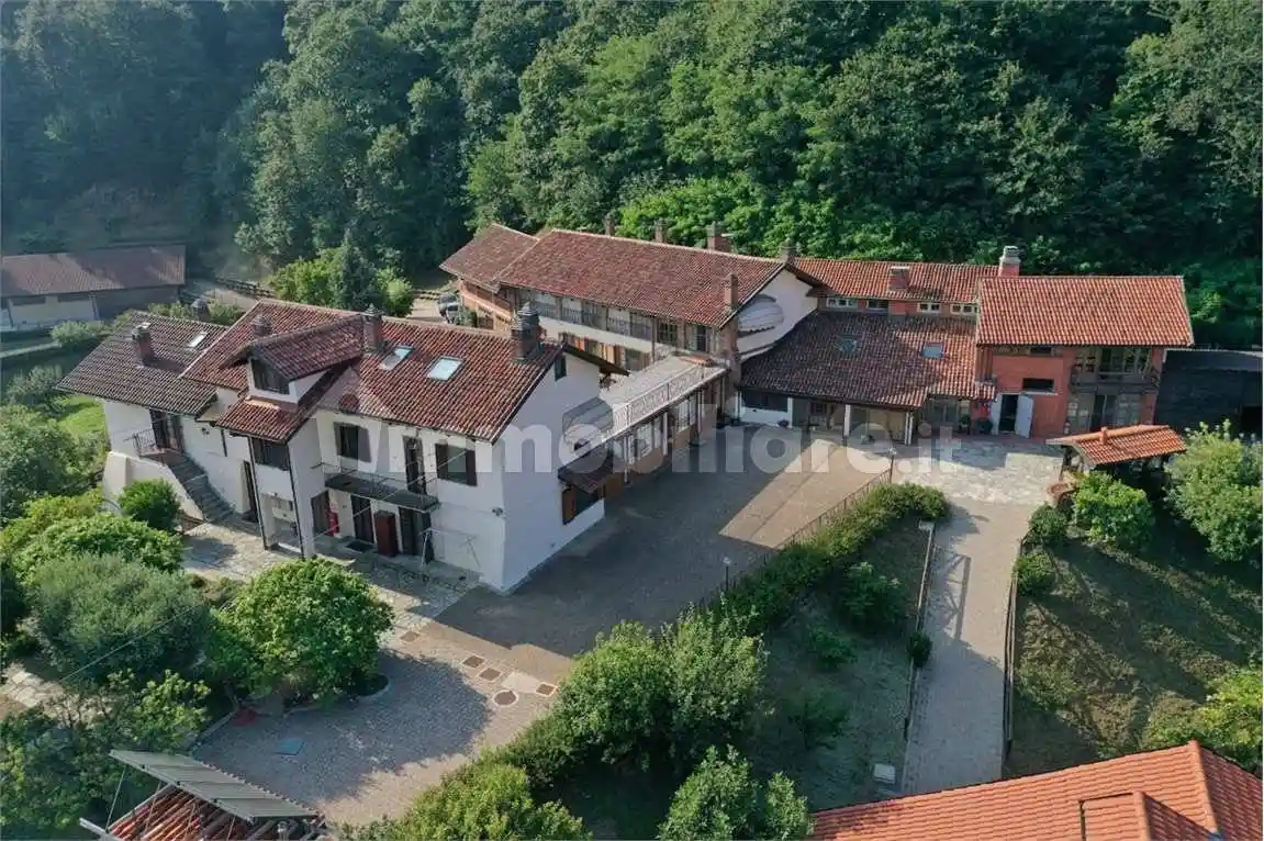 Casa indipendente in vendita a Castiglione Torinese