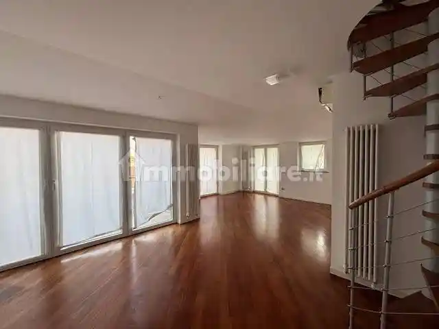 Attico - Mansarda in affitto a Milano