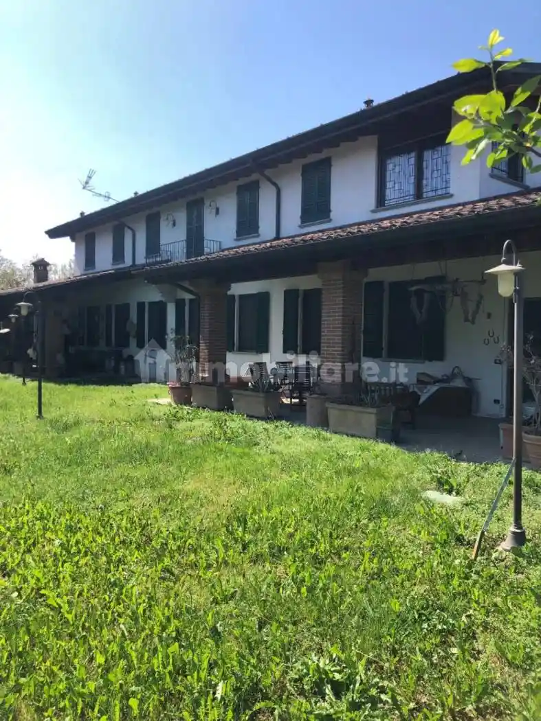 Rustico - Casale in vendita a Soresina