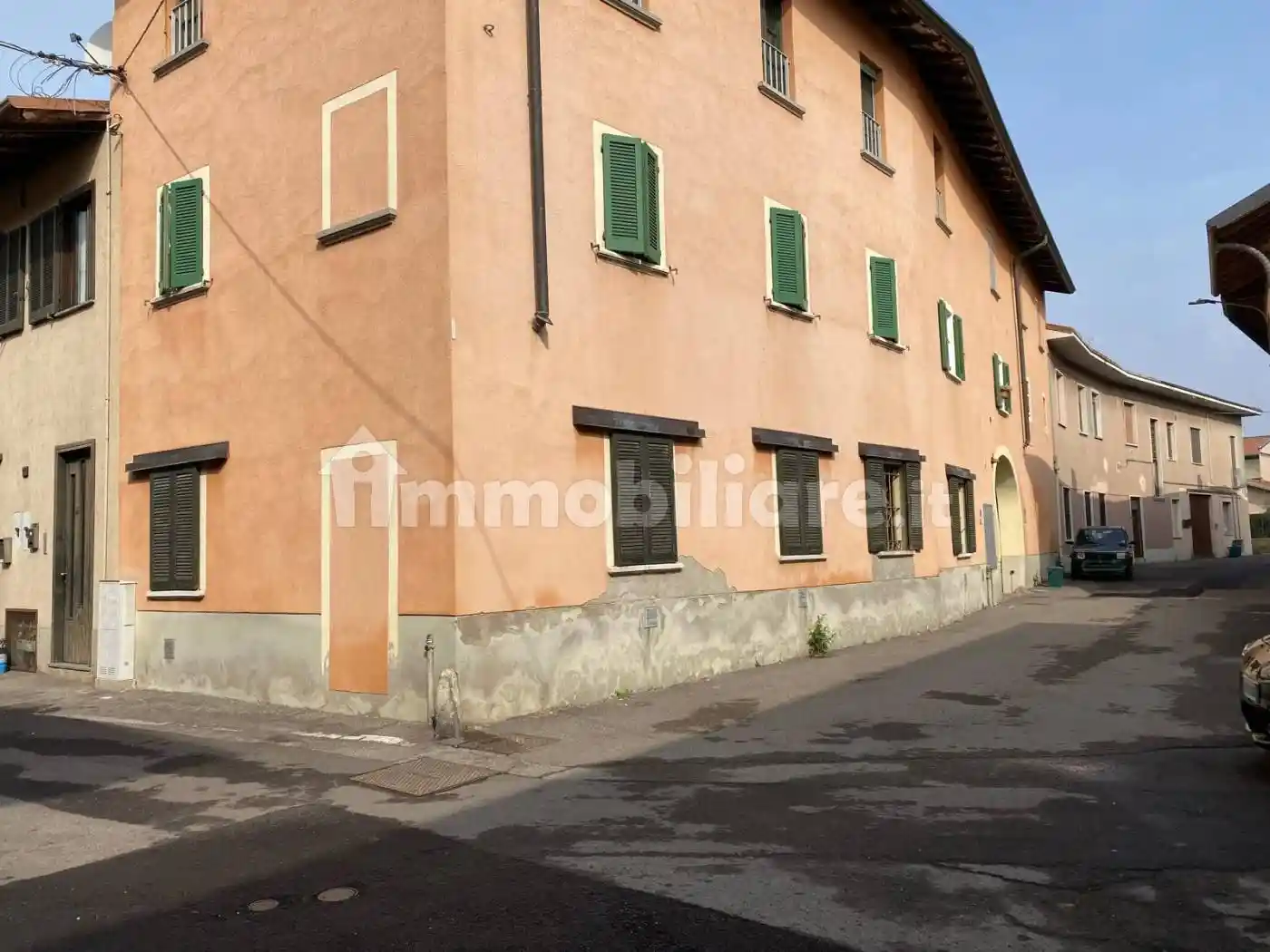 Appartamento in vendita a Ferno