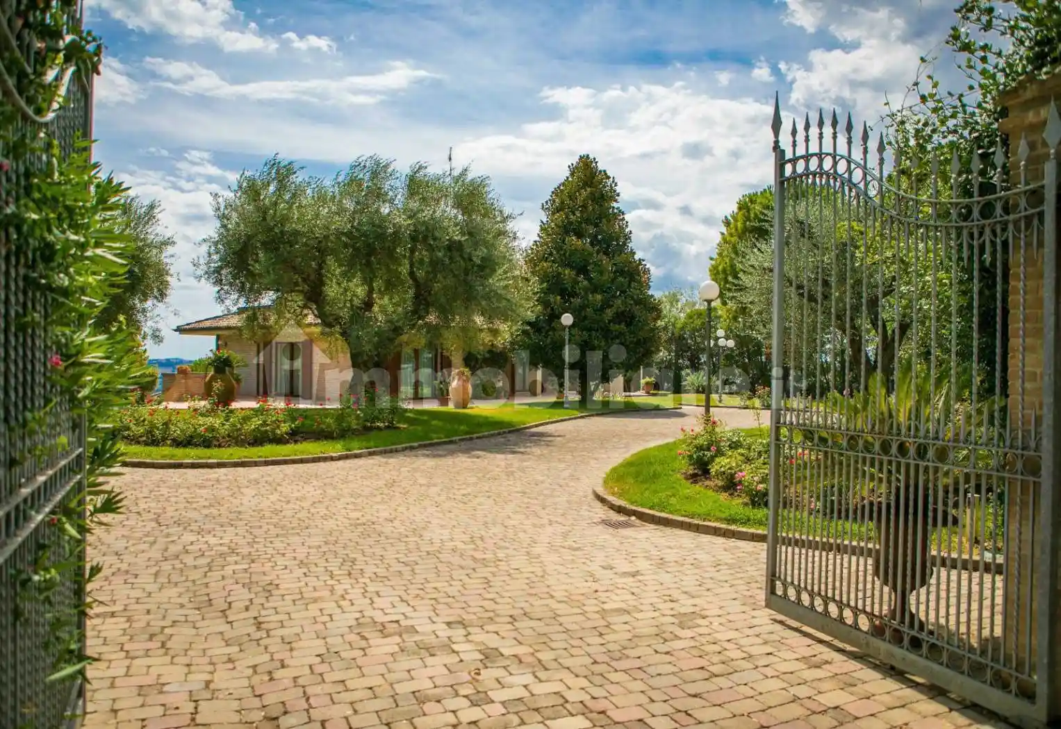 Villa in vendita a Civitanova Marche