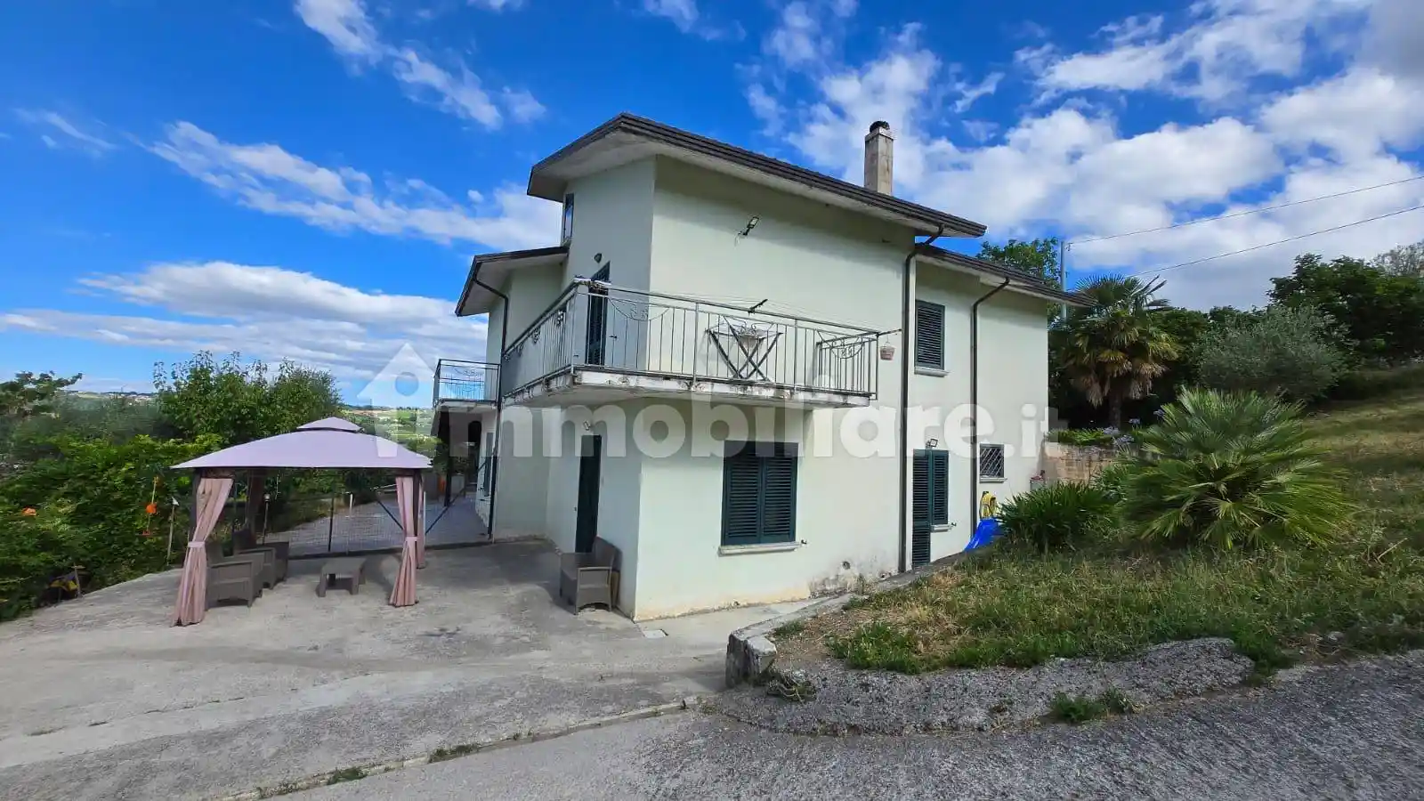 Casa indipendente in affitto a Montemarano