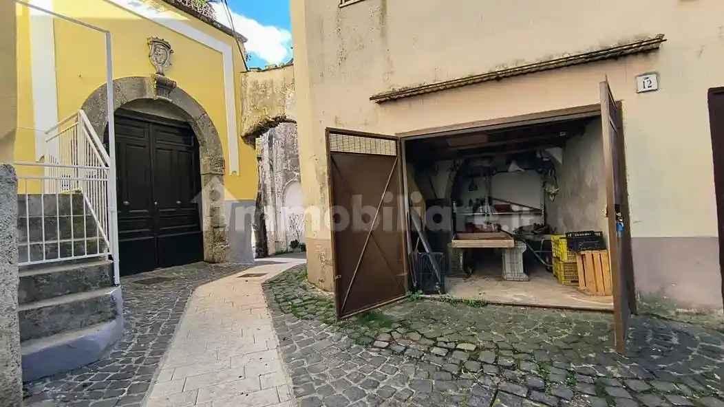 Appartamento in vendita a Giffoni Valle Piana