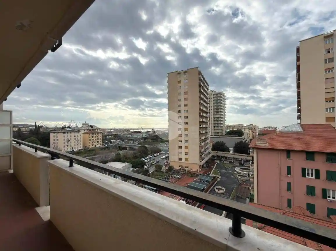 Appartamento in vendita a Genova