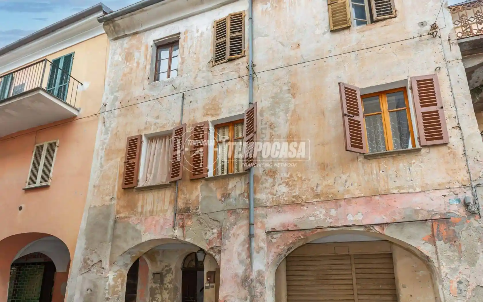 Palazzo - Edificio in vendita a Bene Vagienna