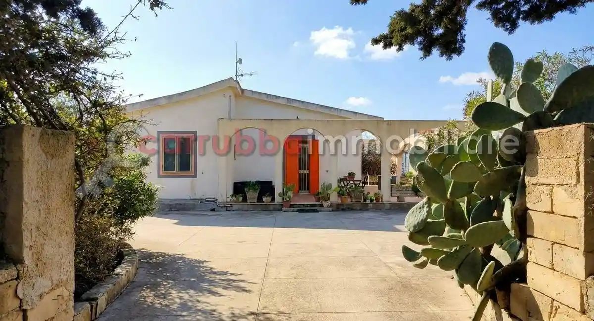 Villa in vendita a Scicli