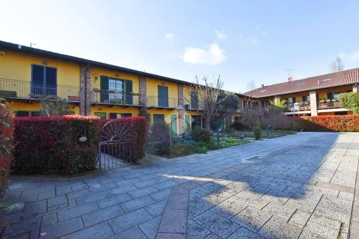 Appartamento in vendita a Rodano