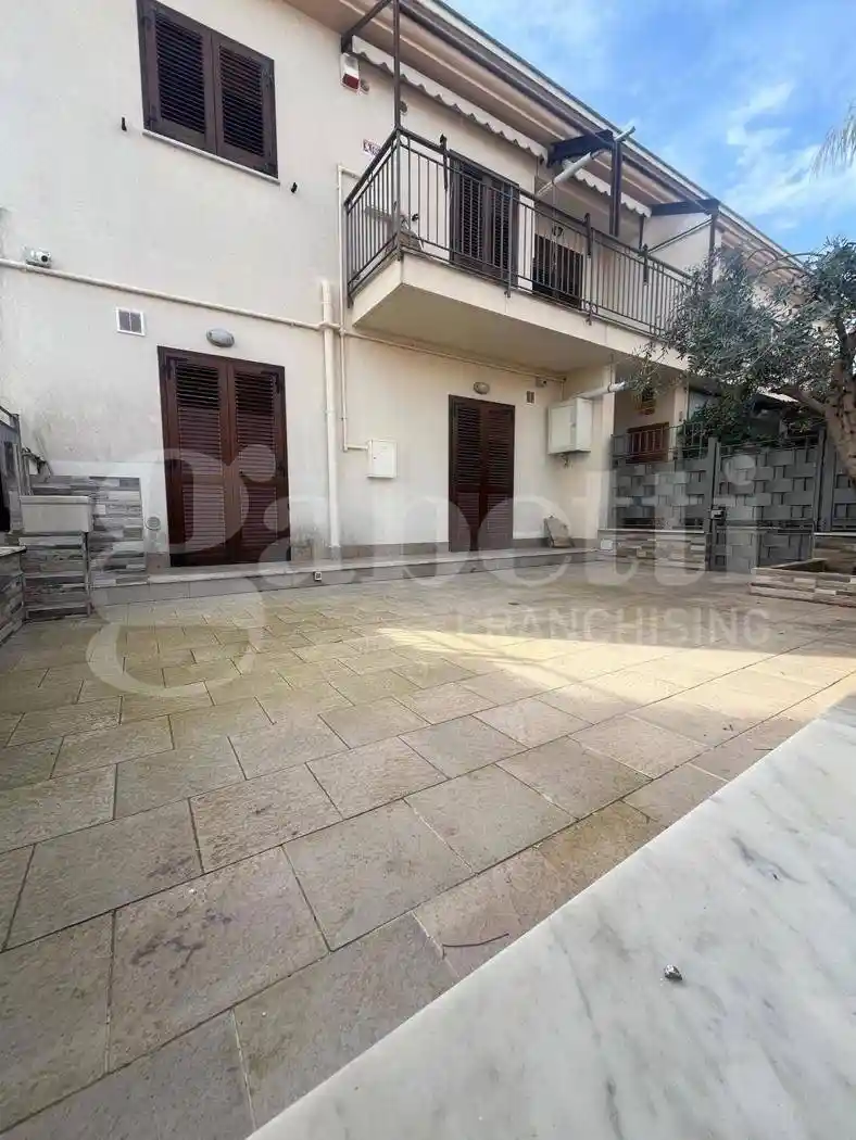 Appartamento in affitto a Santa Flavia