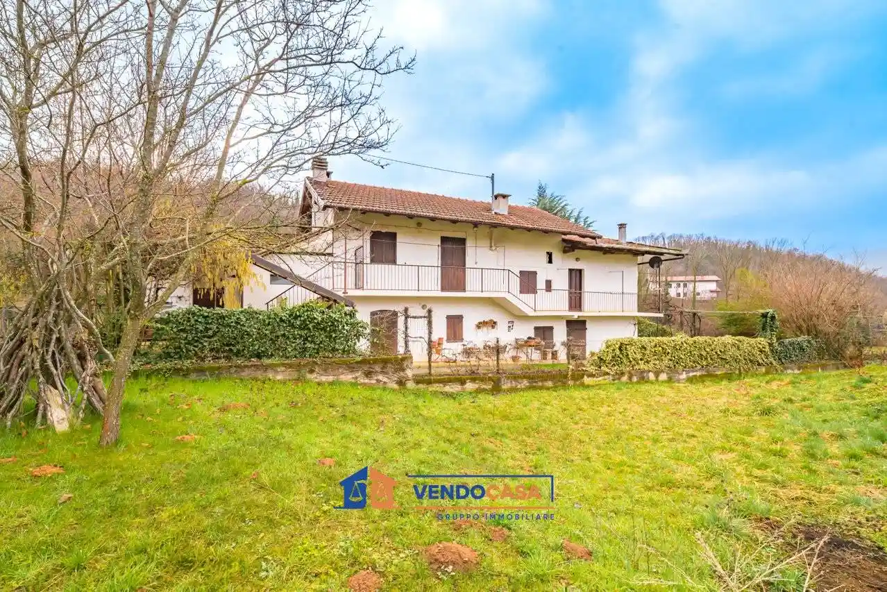 Villa in vendita a Caraglio