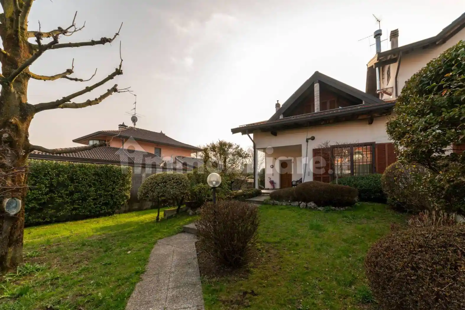 Villa in vendita a Marnate