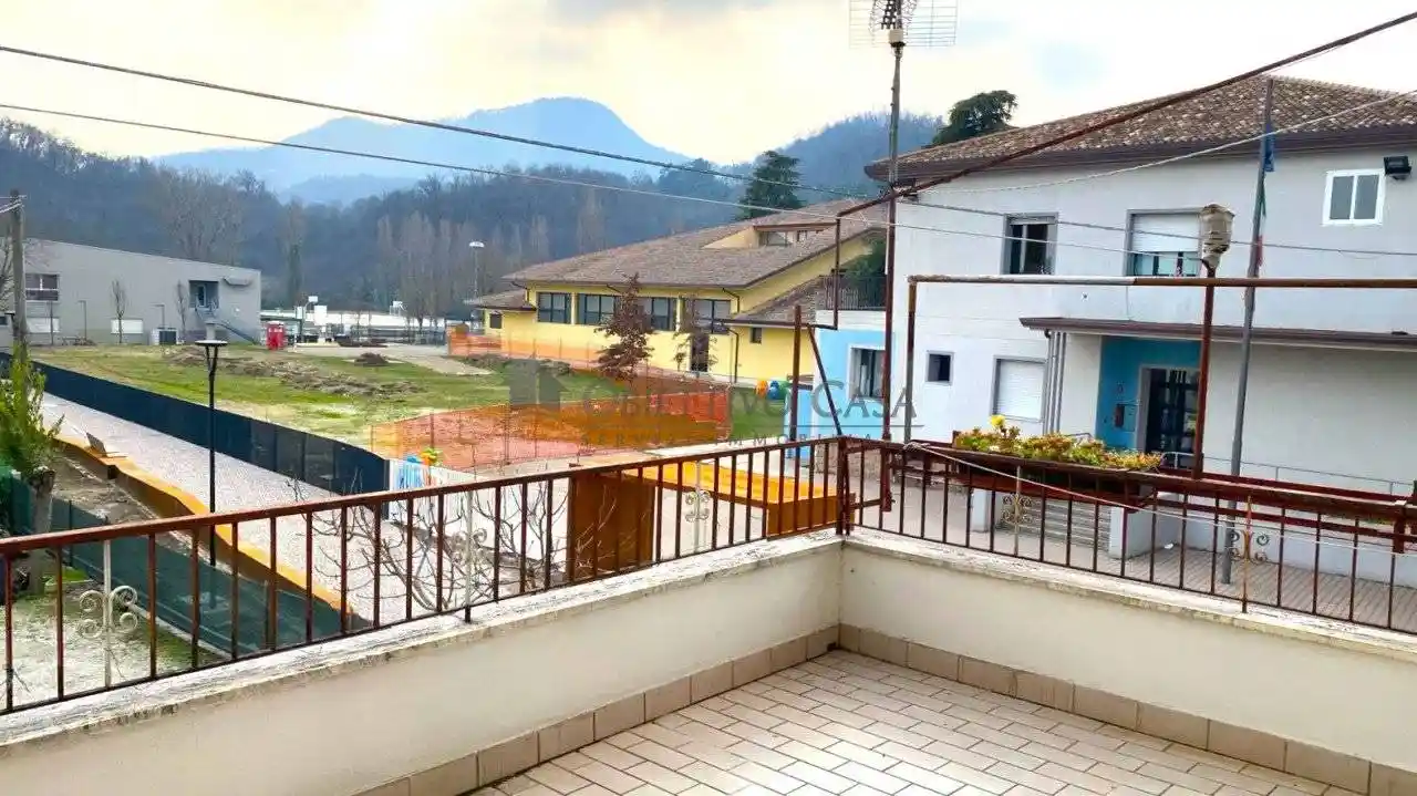 Appartamento in vendita a Torreglia