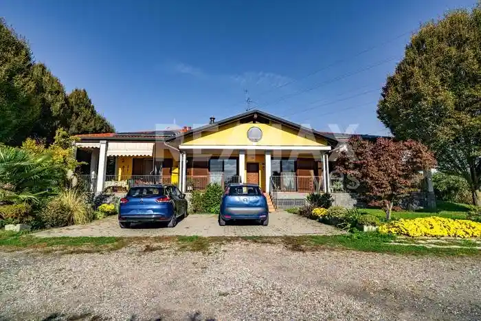 Villa in vendita a Lainate